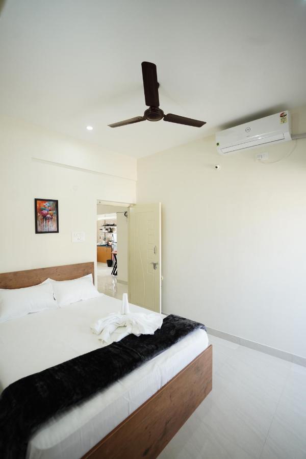 Castle Suites By Haven Homes, Kempegowda International Airport Road Бенґалуру Екстер'єр фото